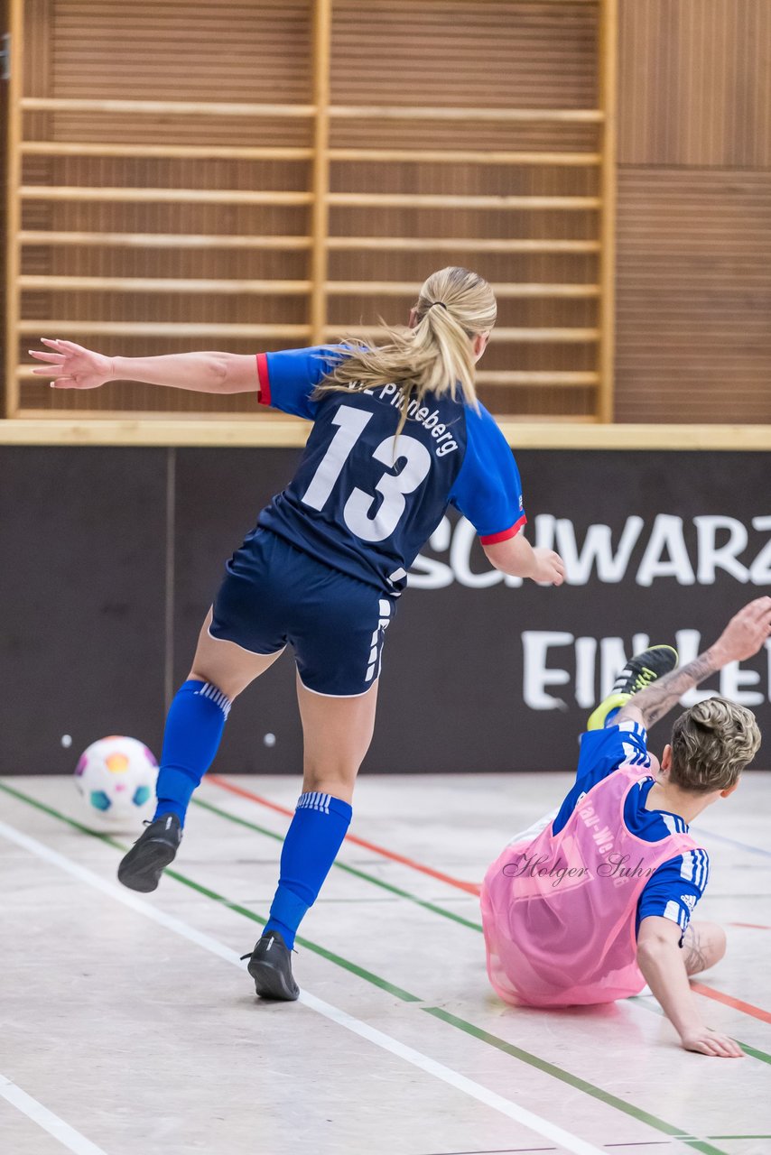 Bild 413 - VR Bank Cup Horst